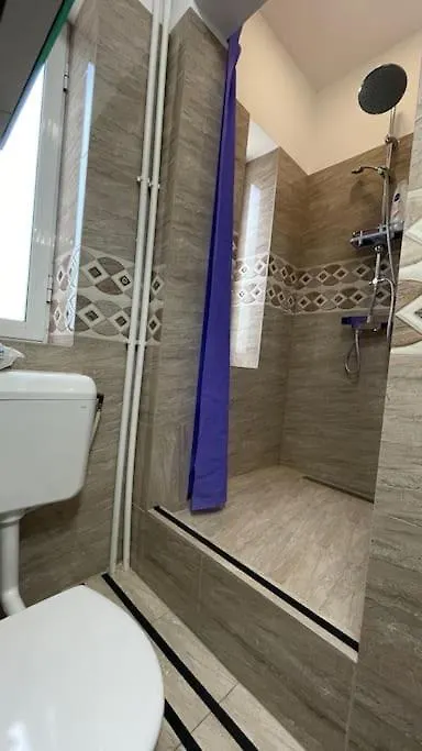 Casa Bella Villa Bucureşti 0*,  România